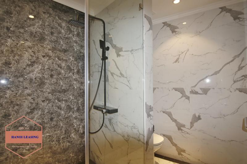Modern apartment with 3 beds for rent in Tran Xuan Soan street Modern apartment with 3 beds for rent in Tran Xuan Soan street