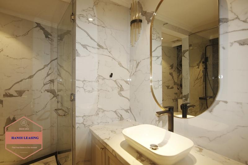 Modern apartment with 3 beds for rent in Tran Xuan Soan street Modern apartment with 3 beds for rent in Tran Xuan Soan street