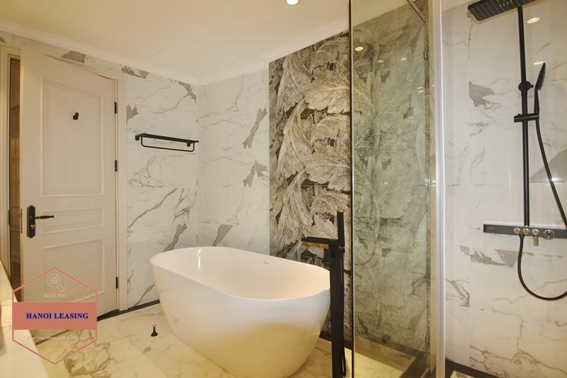 Modern apartment with 3 beds for rent in Tran Xuan Soan street Modern apartment with 3 beds for rent in Tran Xuan Soan street