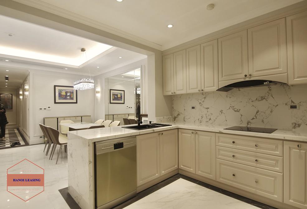 Modern apartment with 3 beds for rent in Tran Xuan Soan street Modern apartment with 3 beds for rent in Tran Xuan Soan street