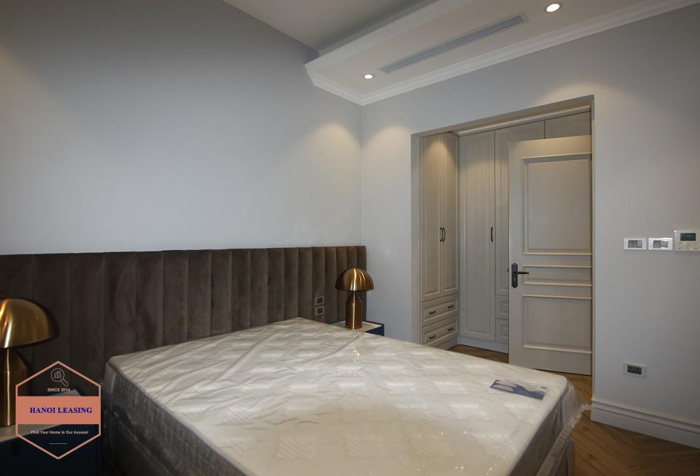 Modern apartment with 3 beds for rent in Tran Xuan Soan street Modern apartment with 3 beds for rent in Tran Xuan Soan street