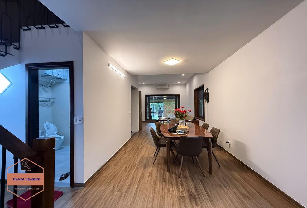 Nice house with gig garden for rent in An Duong, Tay Ho Nice house with gig garden for rent in An Duong, Tay Ho