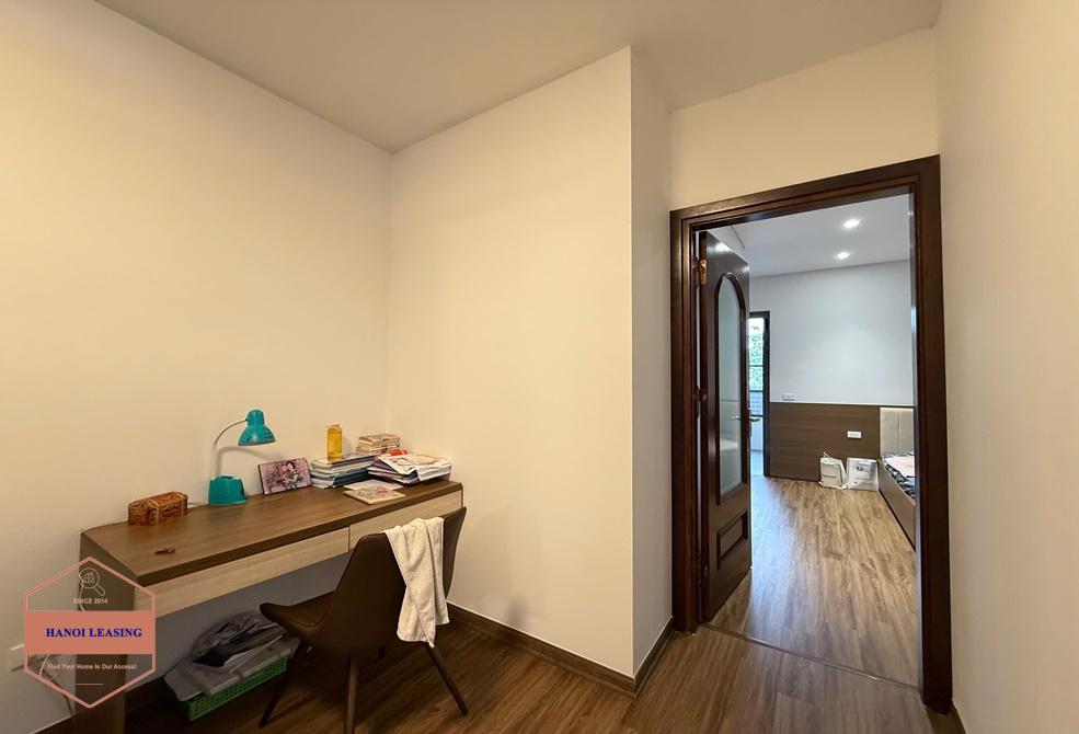Nice house with gig garden for rent in An Duong, Tay Ho Nice house with gig garden for rent in An Duong, Tay Ho