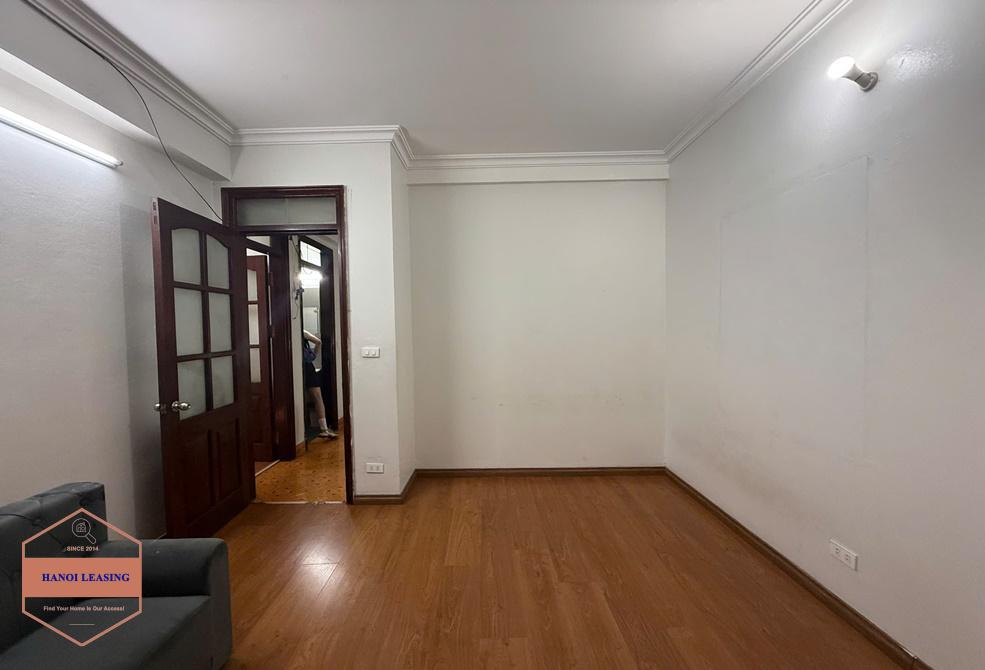 Small house for rent in Xuan dieu st, Tay Ho Small house for rent in Xuan dieu st, Tay Ho