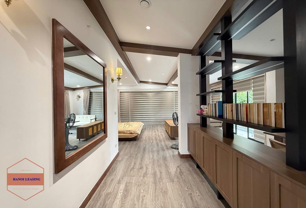 Big garden house for rent in An Duong, Tay Ho, Ha Noi Big garden house for rent in An Duong, Tay Ho, Ha Noi