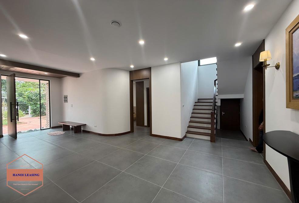 Big garden house for rent in An Duong, Tay Ho, Ha Noi Big garden house for rent in An Duong, Tay Ho, Ha Noi