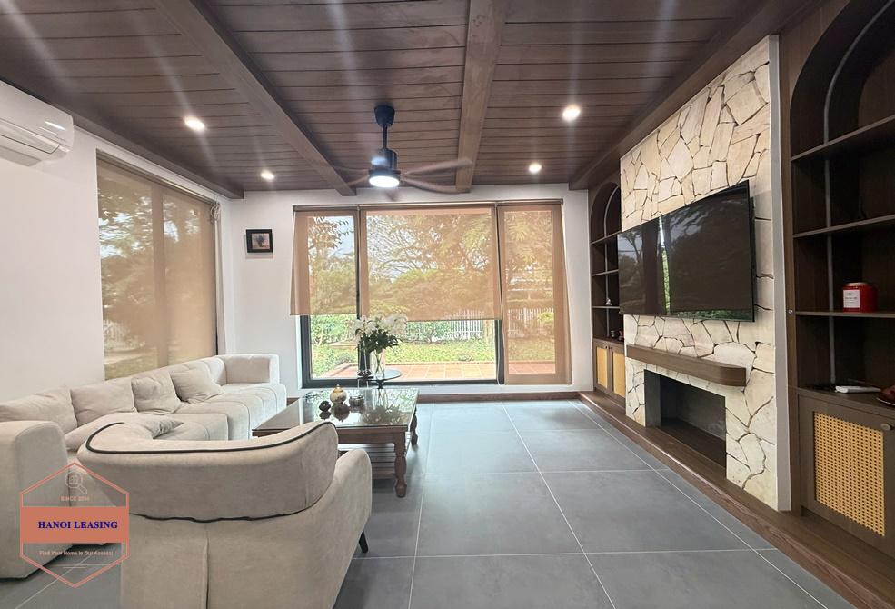 Big garden house for rent in An Duong, Tay Ho, Ha Noi Big garden house for rent in An Duong, Tay Ho, Ha Noi