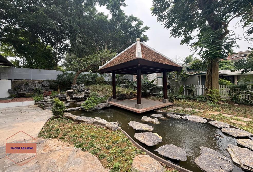 Big garden house for rent in An Duong, Tay Ho, Ha Noi Big garden house for rent in An Duong, Tay Ho, Ha Noi