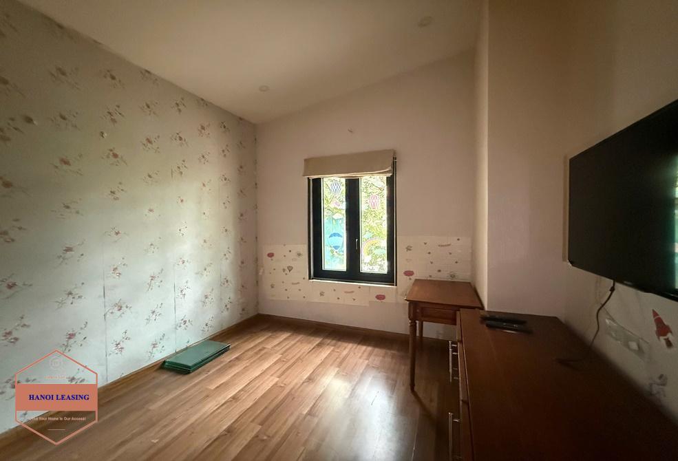 Bright house with huge garden for rent in An Duong, Tay Ho Bright house with huge garden for rent in An Duong, Tay Ho