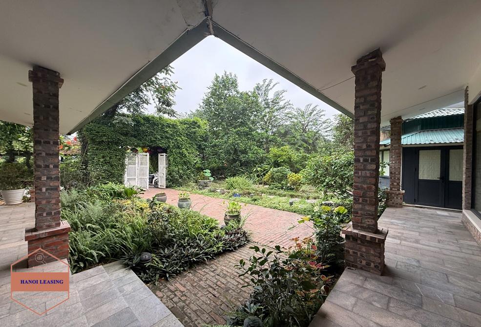 Bright house with huge garden for rent in An Duong, Tay Ho Bright house with huge garden for rent in An Duong, Tay Ho