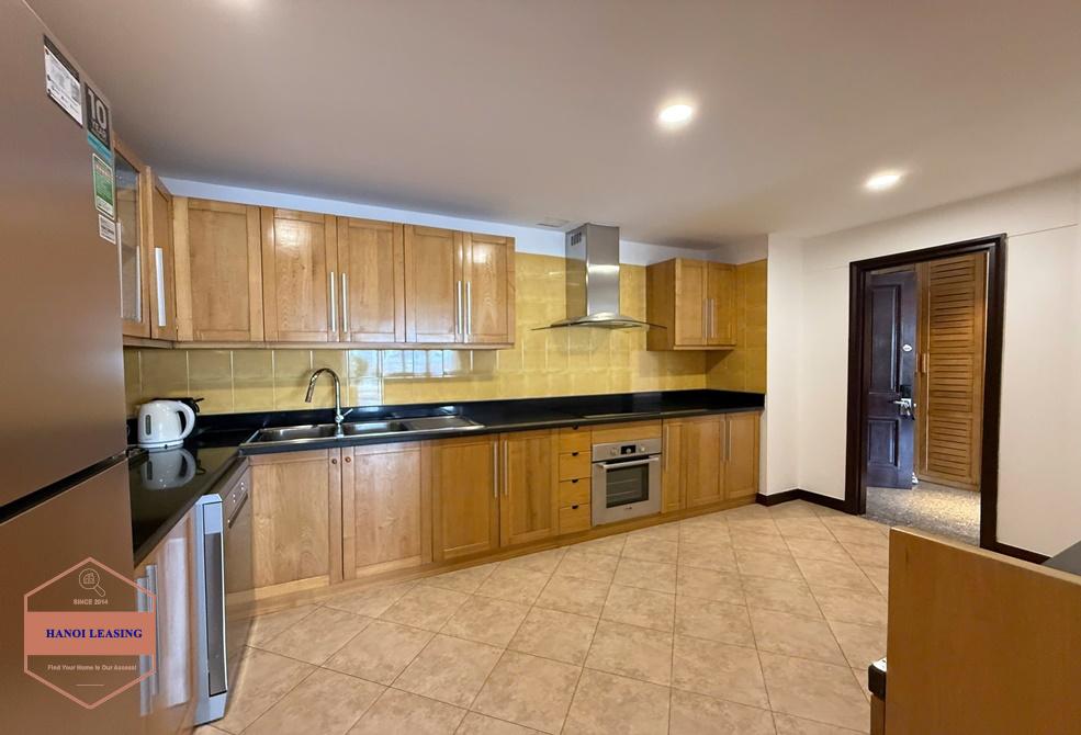 Big three bedrooms apartment for rent in Ha Hoi st, Hoan Kiem (Room 801) Big three bedrooms apartment for rent in Ha Hoi st, Hoan Kiem (Room 801)