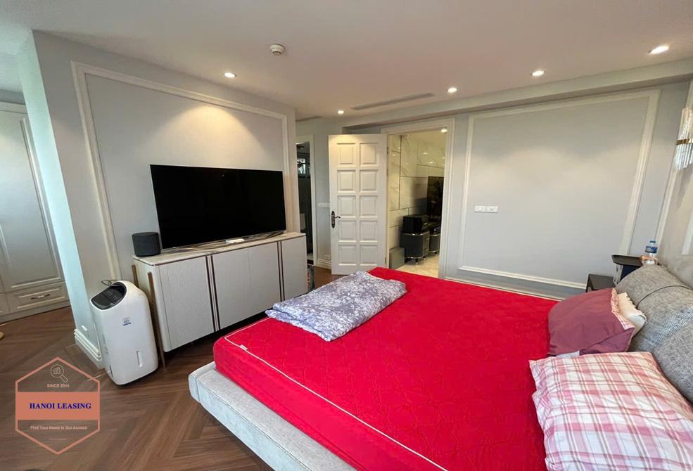 Penthouse apartment for rent in E4 Tower, Ciputra, Ha Noi Penthouse apartment for rent in E4 Tower, Ciputra, Ha Noi
