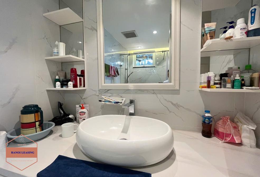 Penthouse apartment for rent in E4 Tower, Ciputra, Ha Noi Penthouse apartment for rent in E4 Tower, Ciputra, Ha Noi