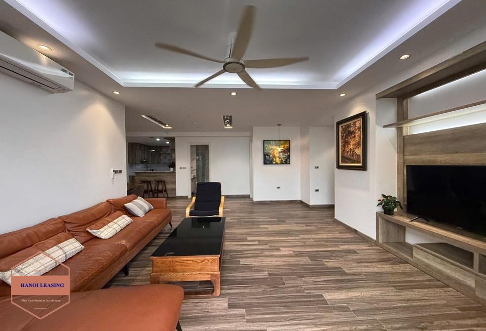 Bright apartment for rent in E4 Tower, Ciputra, Tay Ho Bright apartment for rent in E4 Tower, Ciputra, Tay Ho