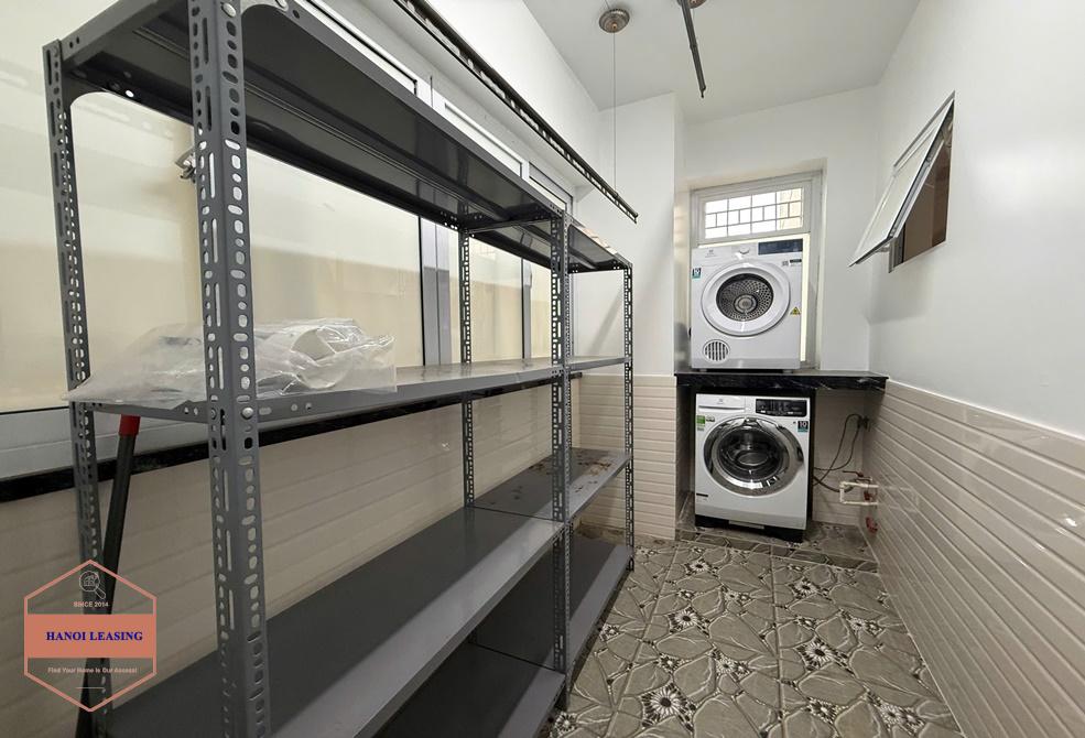 Bright apartment for rent in E4 Tower, Ciputra, Tay Ho Bright apartment for rent in E4 Tower, Ciputra, Tay Ho