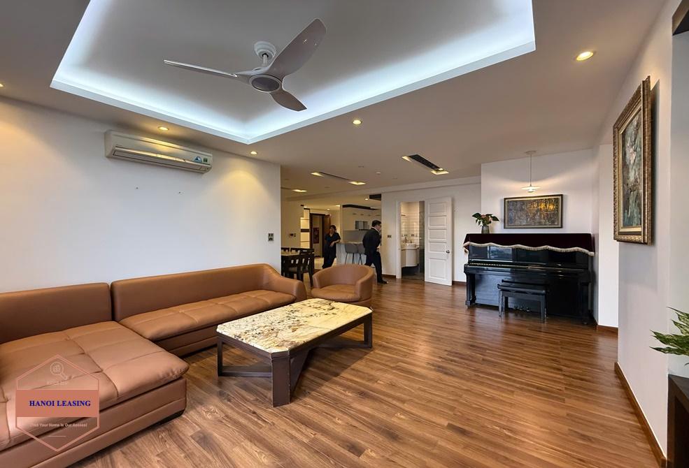 Four bedrooms apartment for rent in E4 Tower, Ciputra, Ha Noi