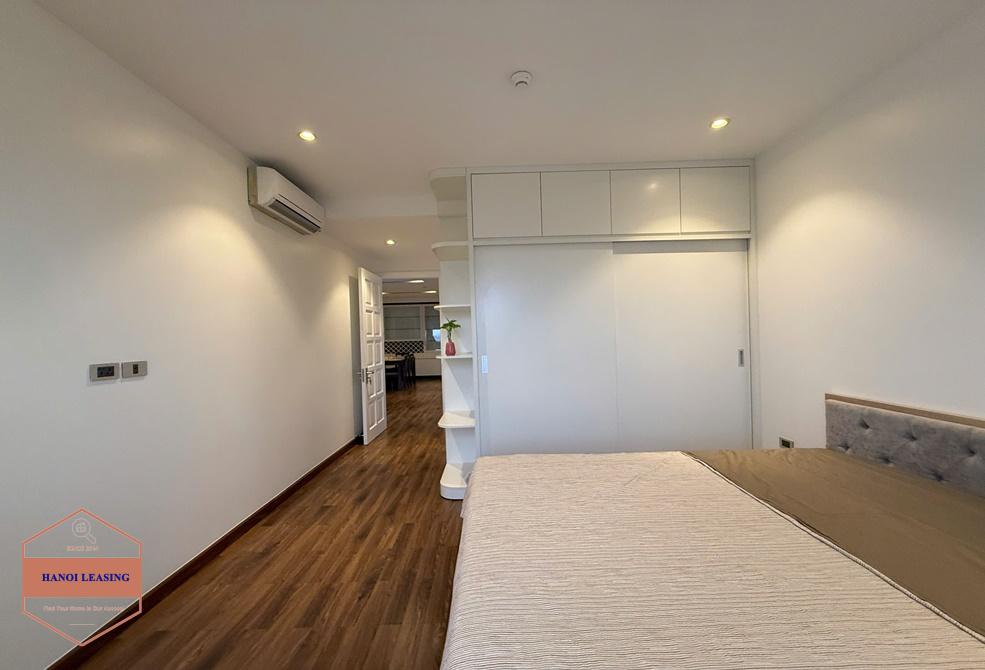 Four bedrooms apartment for rent in E4 Tower, Ciputra, Ha Noi Four bedrooms apartment for rent in E4 Tower, Ciputra, Ha Noi