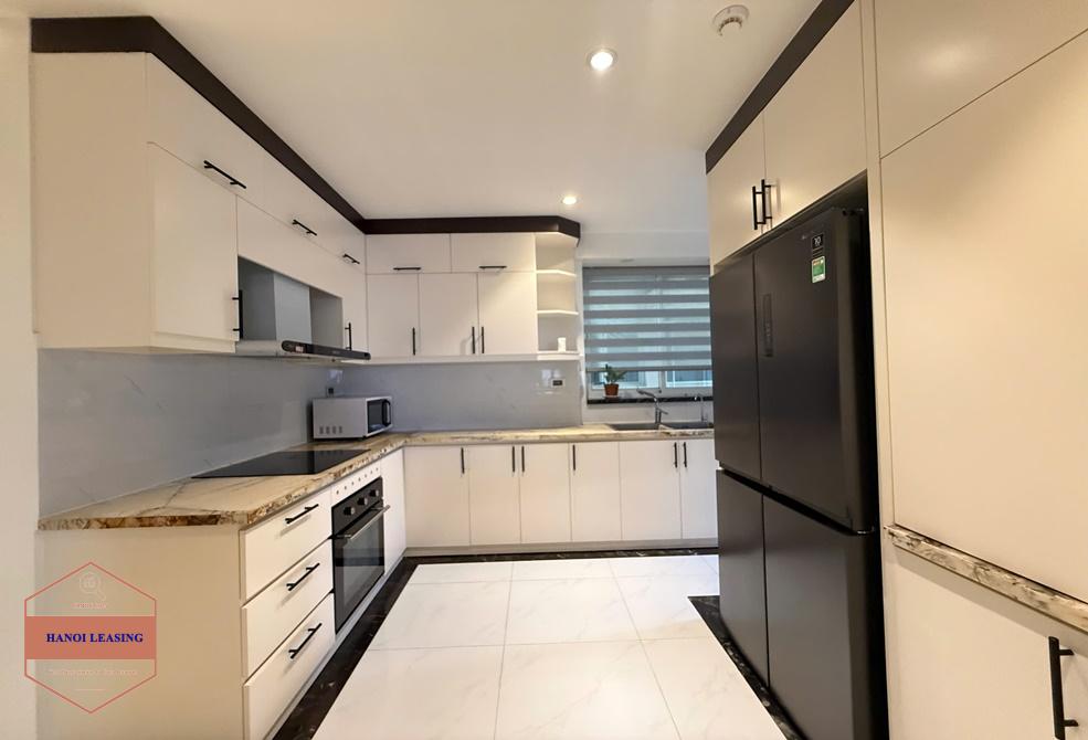 Four bedrooms apartment for rent in E4 Tower, Ciputra, Ha Noi Four bedrooms apartment for rent in E4 Tower, Ciputra, Ha Noi