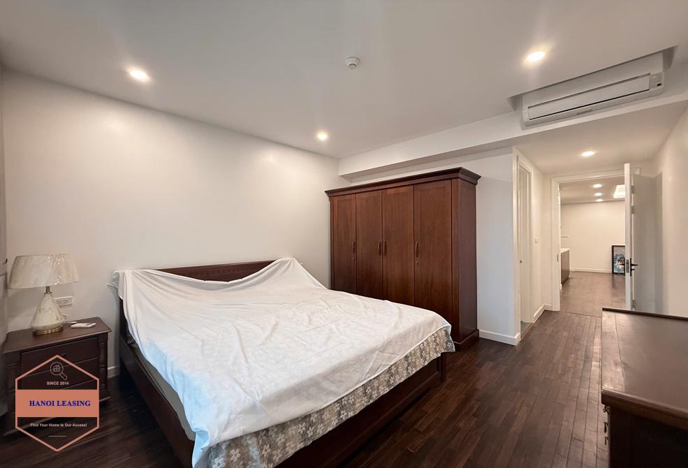 Cozy apartment with 4 bedrooms for rent in Ciputra, E4 Tower Cozy apartment with 4 bedrooms for rent in Ciputra, E4 Tower
