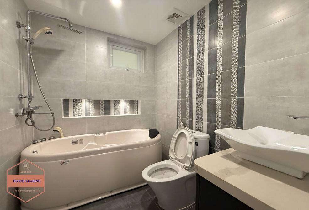 Cozy apartment with 4 bedrooms for rent in Ciputra, E4 Tower Cozy apartment with 4 bedrooms for rent in Ciputra, E4 Tower