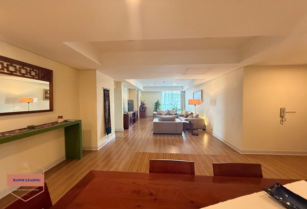 Three bedrooms apartment for rent in Pacific Ly Thuong Kiet st, Hoan Kiem area Three bedrooms apartment for rent in Pacific Ly Thuong Kiet st, Hoan Kiem area