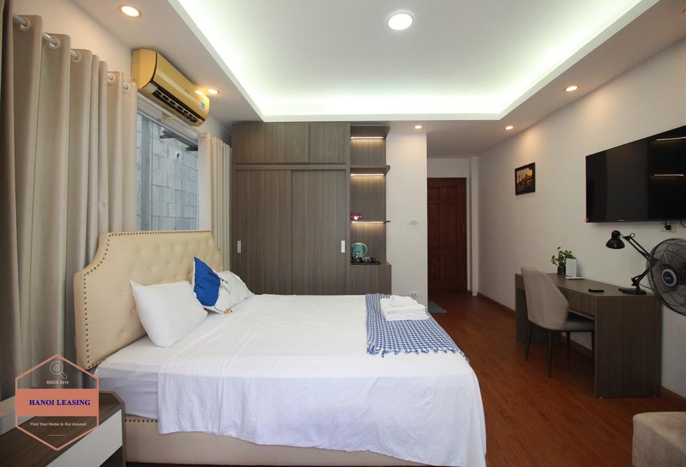 Lake view house for rent in Tay Ho, Ha Noi Lake view house for rent in Tay Ho, Ha Noi