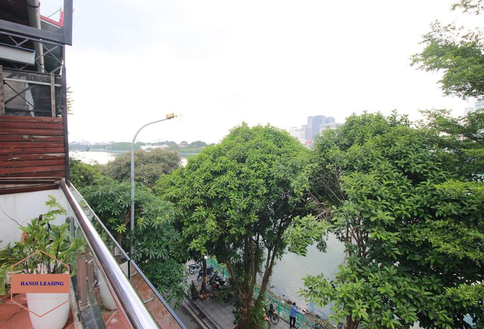 Lake view house for rent in Tay Ho, Ha Noi Lake view house for rent in Tay Ho, Ha Noi