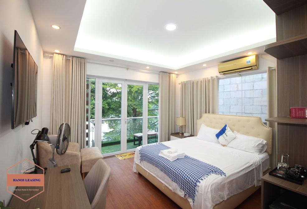 Lake view house for rent in Tay Ho, Ha Noi Lake view house for rent in Tay Ho, Ha Noi
