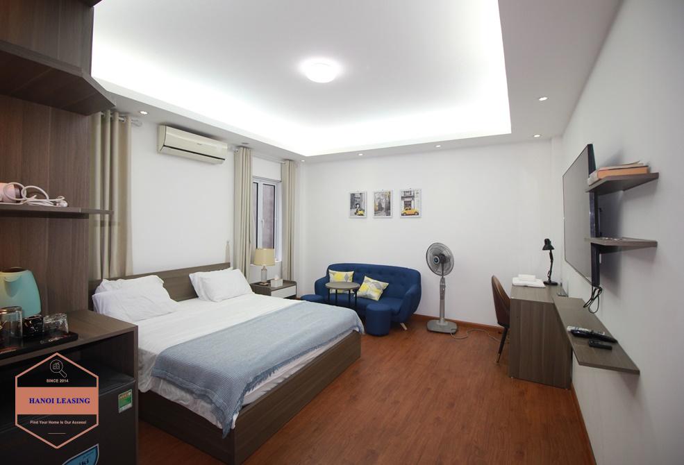Lake view house for rent in Tay Ho, Ha Noi Lake view house for rent in Tay Ho, Ha Noi