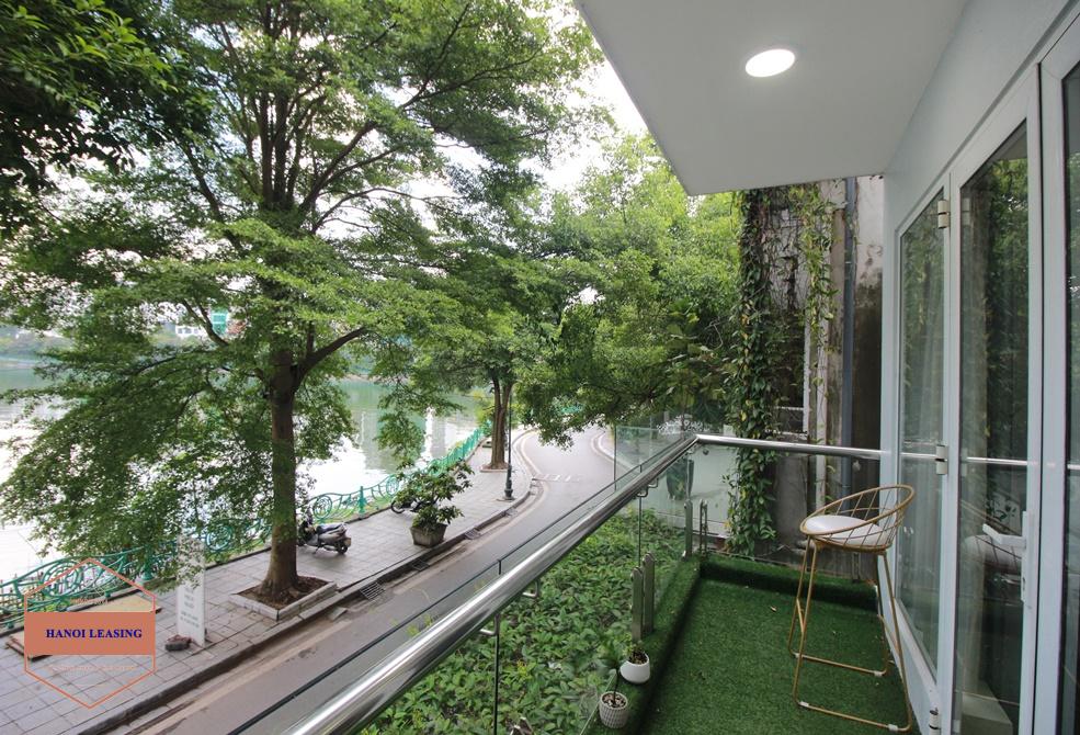 Lake view house for rent in Tay Ho, Ha Noi Lake view house for rent in Tay Ho, Ha Noi